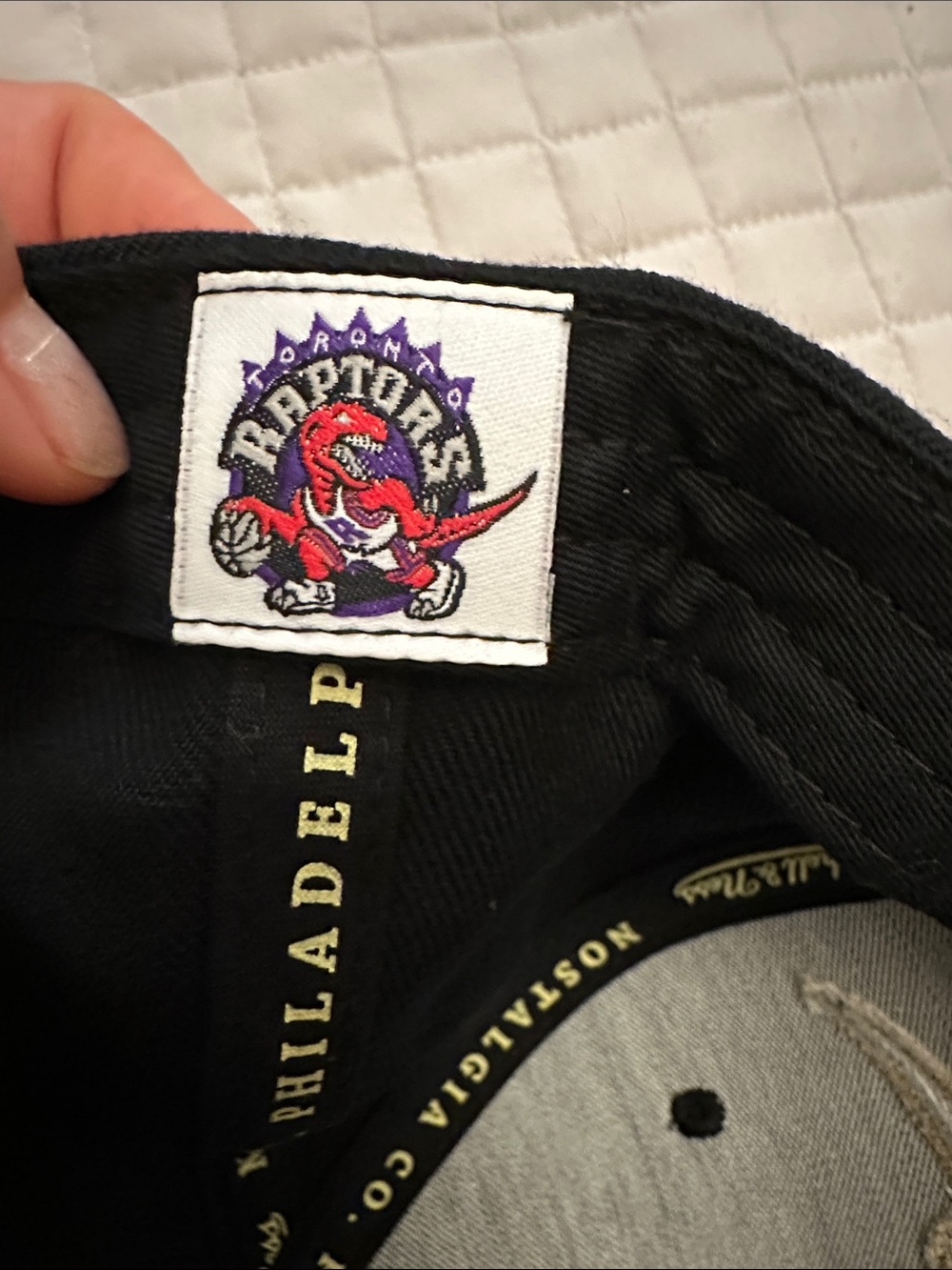 Mitchell & Ness Toronto Raptors 9FIFTY snapback cap - Picture 4 of 6